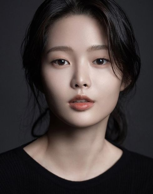 Park Ji Won  (2) - Korean actors