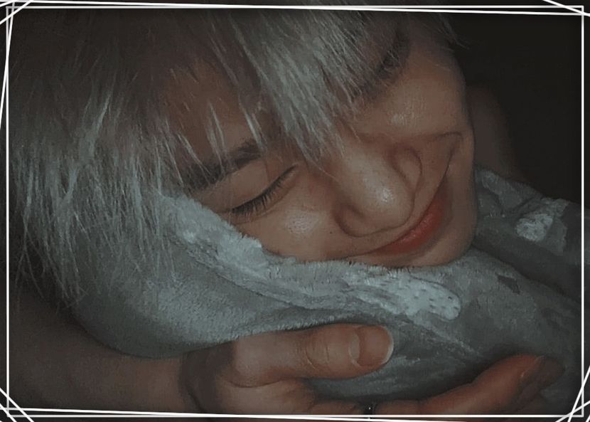 ʰʸᵘᶰᵍ⁻ᶰᶤᵐ아기 빵—xɪɪ.ɪ.ᴍᴍxxɪɪ¹⁰⁴⤴ - maknae on top____innie on top