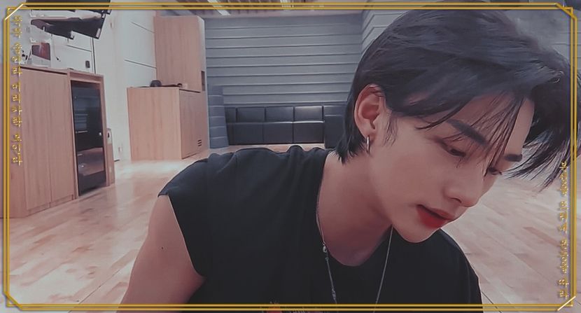 ┌왕자⇢¹⁶⁰ᵉ●l̷e̷ ̷0̷1̷ ̷f̷é̷v̷r̷i̷e̷r̷ ̷2̷0̷2̷2̷♔ - this is your lovely boy__hyunjin