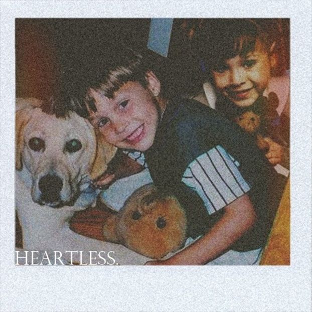 　✧ · + Alessandro and Selene when they were little, having a playdate. - We keep this love in a photograph