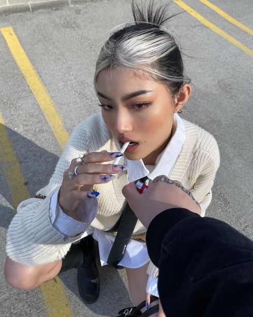 pov: cigarette break w suki - Collection of Tintypes