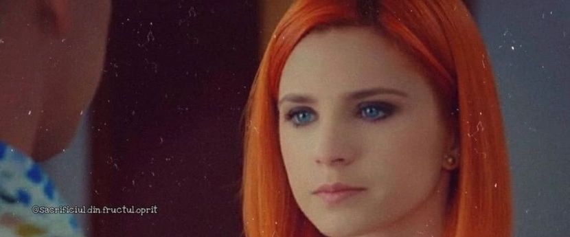 17B66539-8389-43BA-A489-2EB7C34ADF5E - 01 Criss - Ana - Iris - Livia