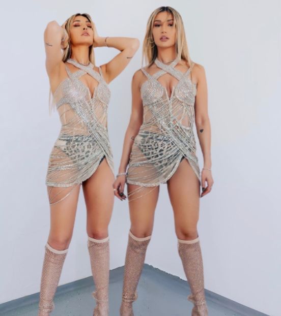 39D35F87-A6FD-43E4-AB3F-E6D5781F945D - 001 Alina aa