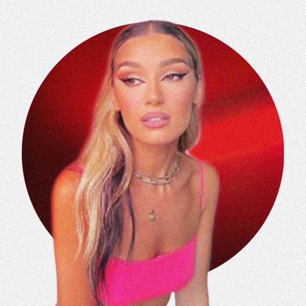 091E4657-893C-47A9-B7C5-7CB32EF4C3B1 - 001 Alina aaa P