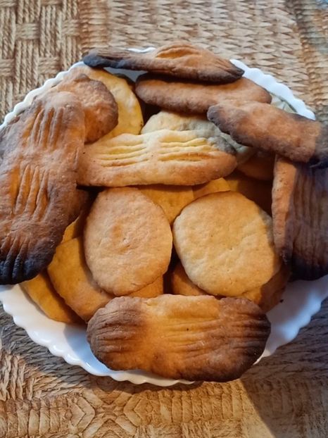 Biscuiti spritati (in alta forma) - Retete 2