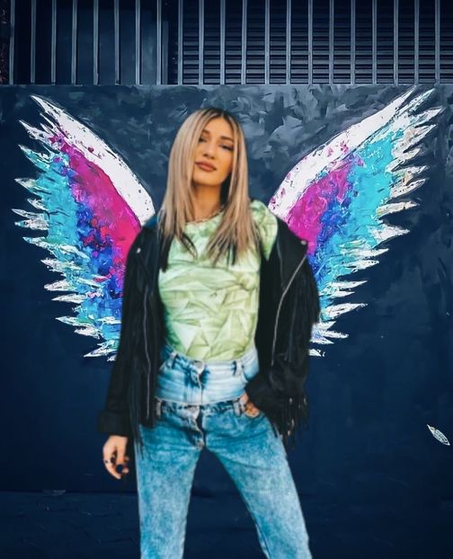 52758FC8-1F34-4BFC-B9F6-72941FF44265 - 001 Alina aaa P