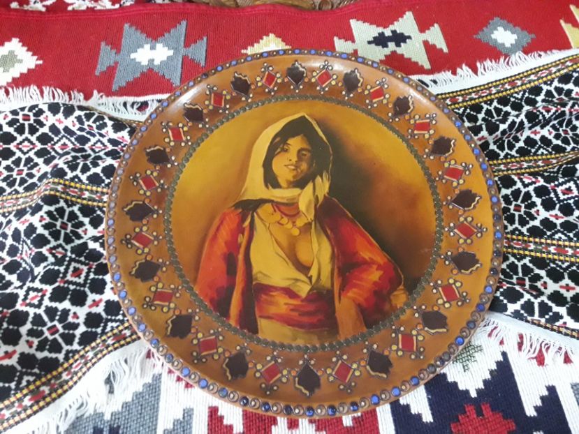  - ARTIZANAT-COLECTIE -2-