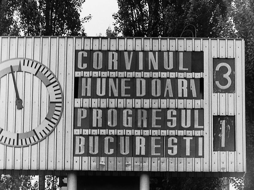 Corvinul Hunedoara Progresul Bucuresti 1980 - Dunarea Galati Istorie Part 3