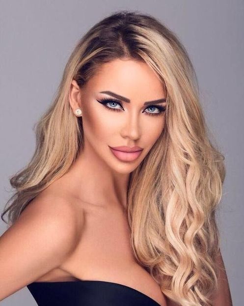 Bianca Drăgușanu - Pești 6 Martie ✔ - Zodiac Signs