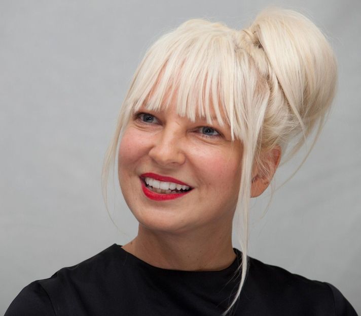 Sia - Săgetător 18 Decembrie ✔ - Zodiac Signs