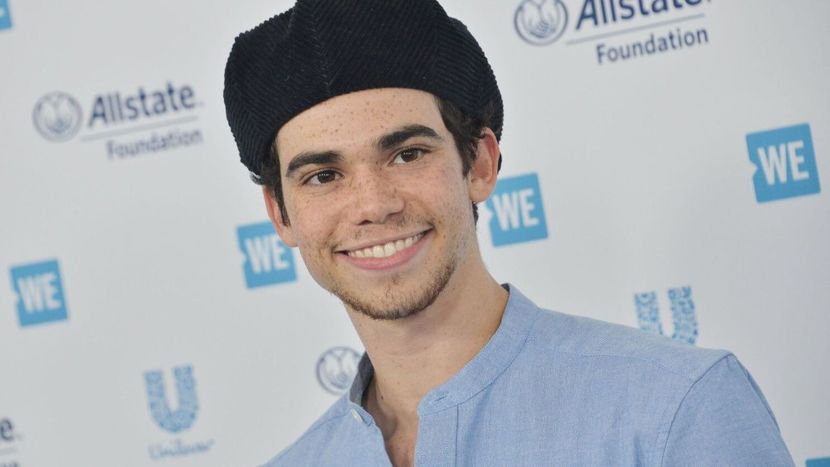 Cameron Boyce - Gemeni 28 Mai ✔ - Zodiac Signs