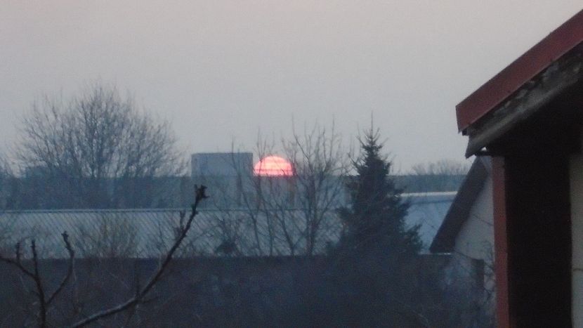 Apus de soare si ... - Luna - Soarele si norii - 3