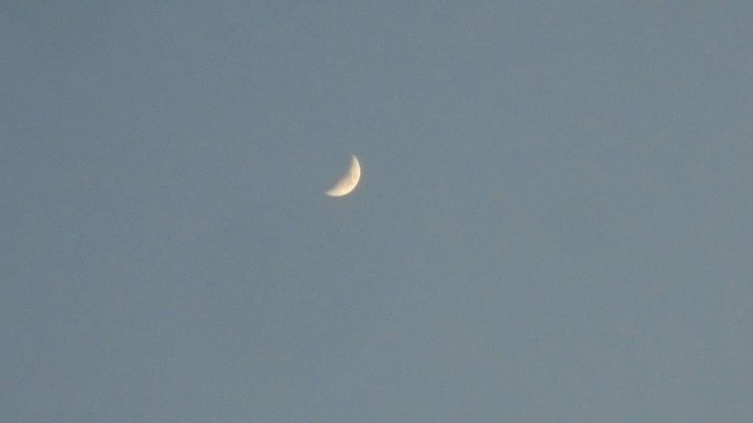 .... Luna in crestere in Taur - Luna - Soarele si norii - 3