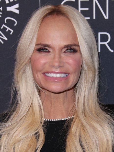 Kristin Chenoweth -  Leu 24 Iulie ✔ - Zodiac Signs