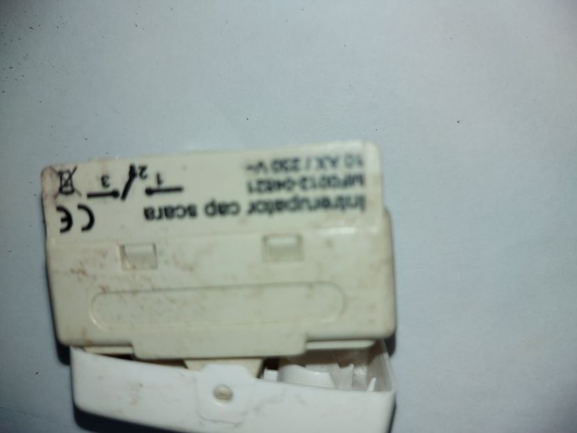  - Intrerupator scara