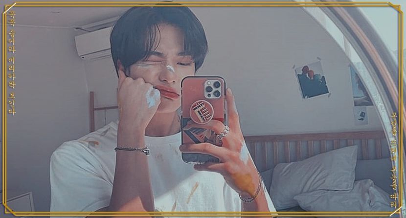 ┌왕자⇢²⁰⁴ᵉ●l̷e̷ ̷1̷7̷ ̷m̷a̷r̷s̷ ̷2̷0̷2̷2̷♔ - this is your lovely boy__hyunjin