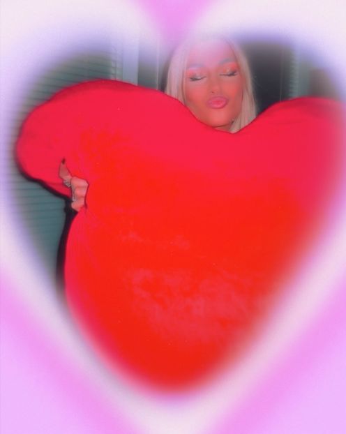 67A33985-A8F1-4BB8-A49B-8A553ED0FB95 - 001 Alina aaa P