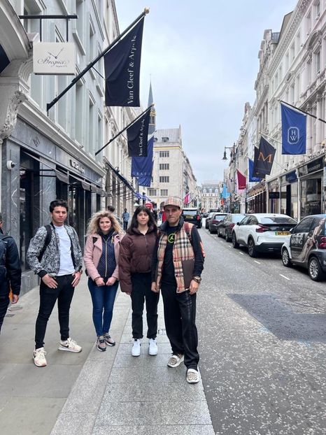 E144F021-4381-407A-8102-A795088D79E2 - 2022March27LondonOxford