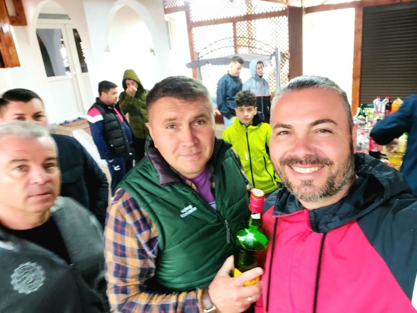  - 1--- AGH Contact 0766614616