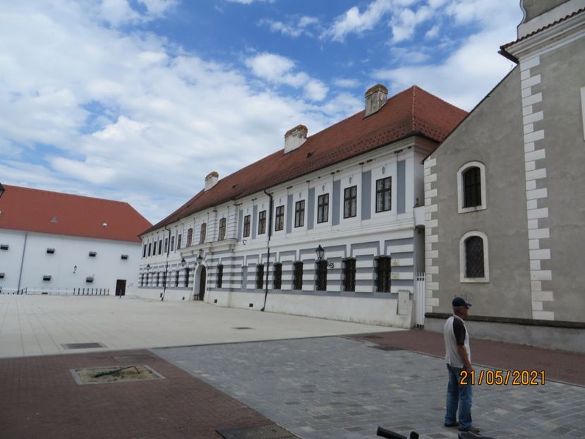  - 9 Osijek - Vukovar - Novi Sad