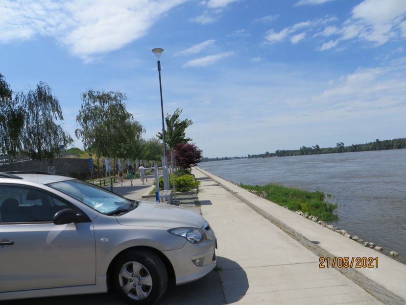  - 9 Osijek - Vukovar - Novi Sad