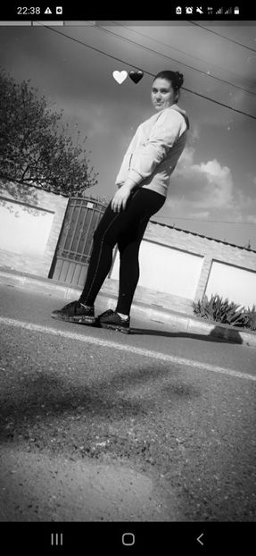 Screenshot_20220518-223854_Snapchat - Poze Elena