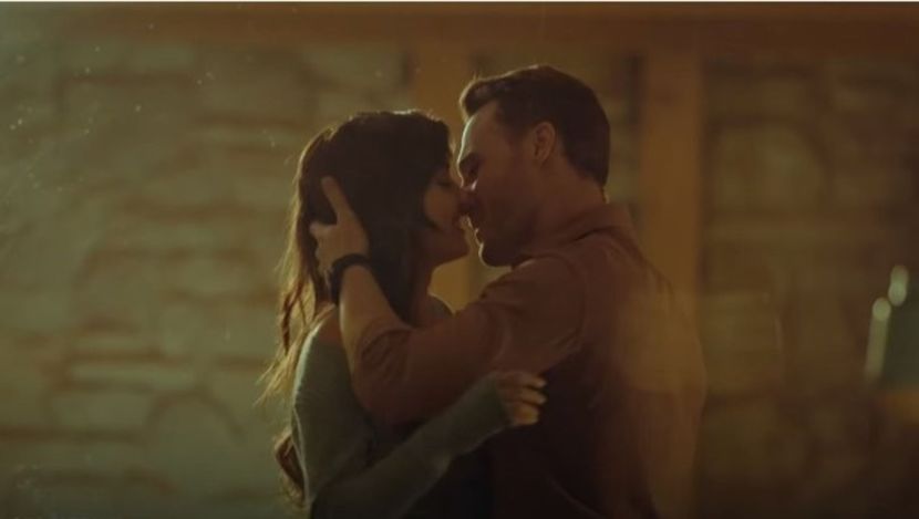 Eda ve Serkan - Sen cal kapimi