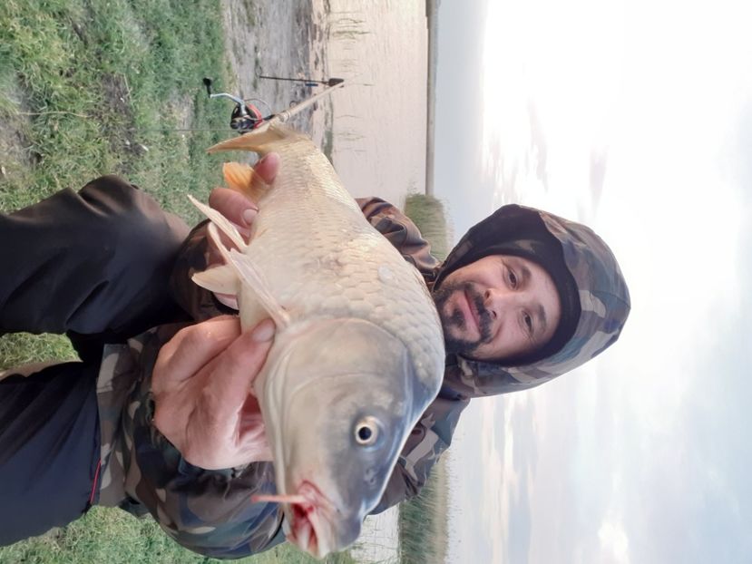  - la pescuit