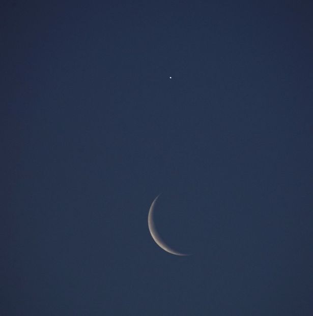 Conjunctie Luna - Venus in Taur - Luna - Soarele si norii - 3