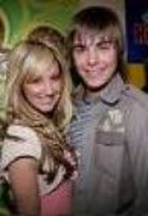23736_zac%20y%20ash