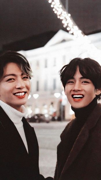  - - 6 - Hello BTS !