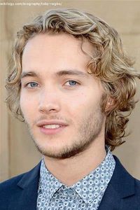 toby-regbo - crushii mei superbi frumosi draguti