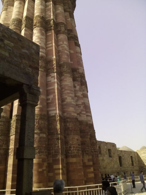 New Delhi. Qutub Minar - India