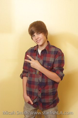 ~~ JusStiN BieEbEr ~~ - o_JuStiN phOtOshOoT 12_o