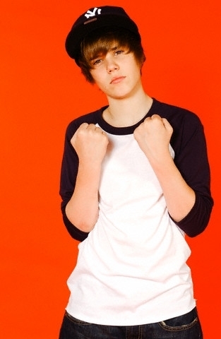 ~~ JusStiN BieEbEr ~~ - o_JuStiN phOtOshOoT 13_o