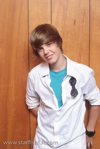 ~~ JusStiN BieEbEr ~~ - o_JuStiN phOtOshOoT 15_o