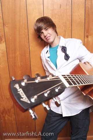 ~~ JusStiN BieEbEr ~~ - o_JuStiN phOtOshOoT 15_o