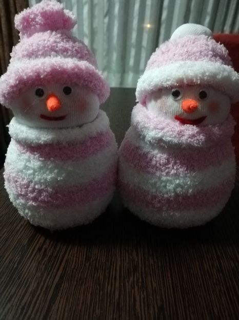  - DECORAȚIUNI DE CRACIUN