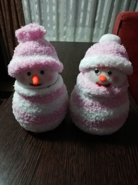  - DECORAȚIUNI DE CRACIUN