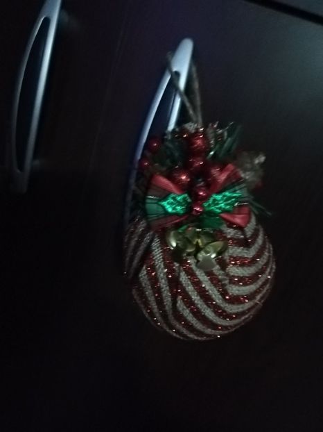  - DECORAȚIUNI DE CRACIUN