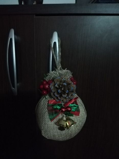  - DECORAȚIUNI DE CRACIUN