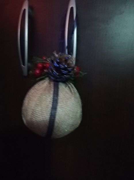  - DECORAȚIUNI DE CRACIUN