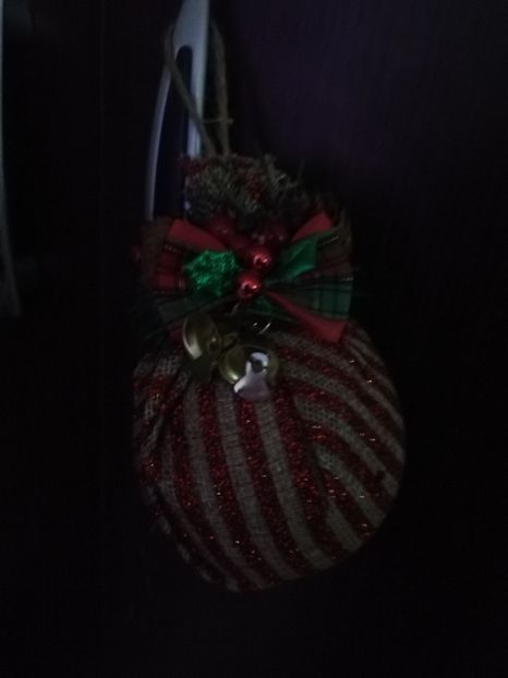  - DECORAȚIUNI DE CRACIUN