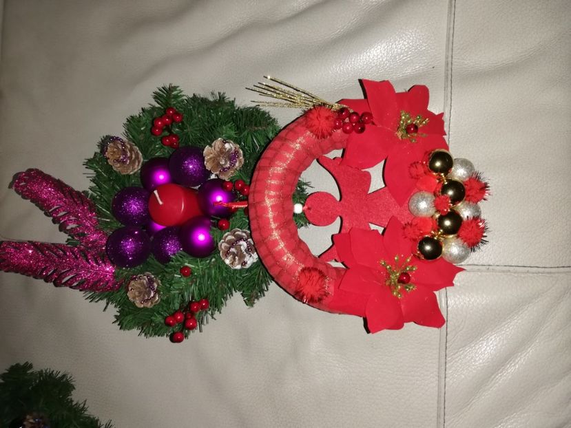  - DECORAȚIUNI DE CRACIUN