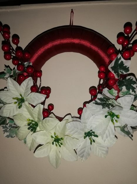  - DECORAȚIUNI DE CRACIUN