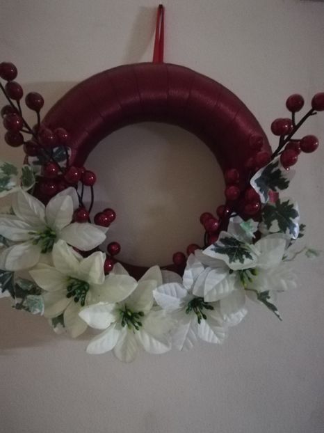  - DECORAȚIUNI DE CRACIUN