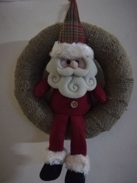  - DECORAȚIUNI DE CRACIUN