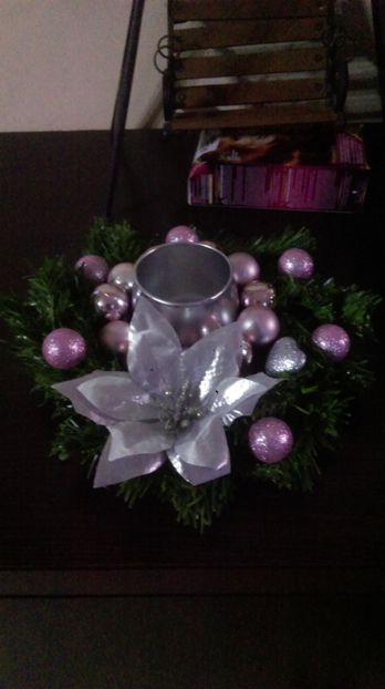  - DECORAȚIUNI DE CRACIUN