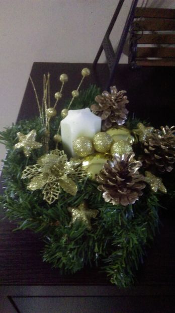  - DECORAȚIUNI DE CRACIUN