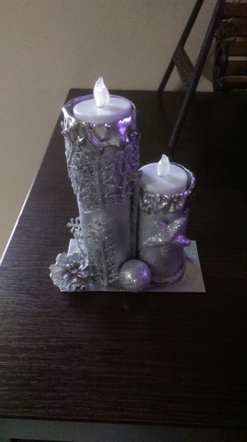  - DECORAȚIUNI DE CRACIUN